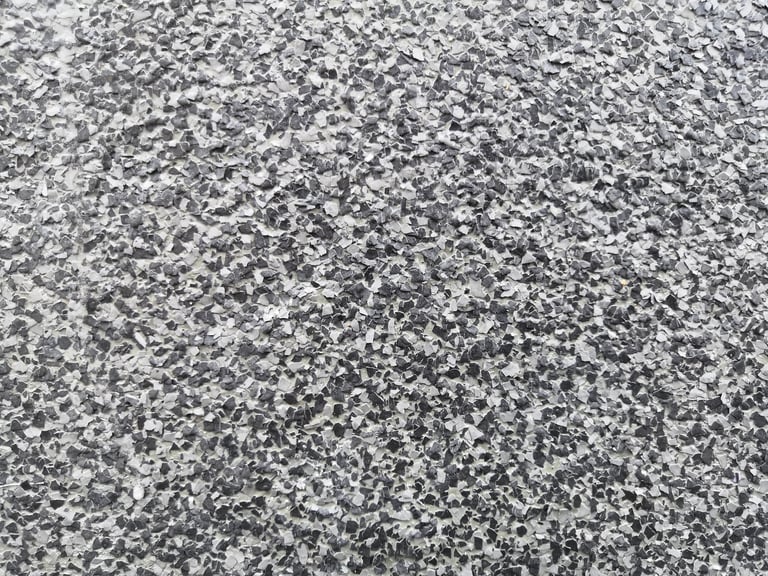 Decorative flake broadcast application on epoxy floor